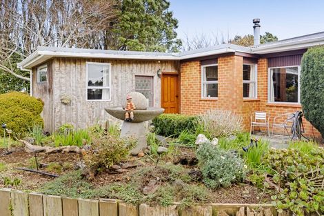 Photo of property in 15 Kahui Road, Rahotu, Opunake, 4684