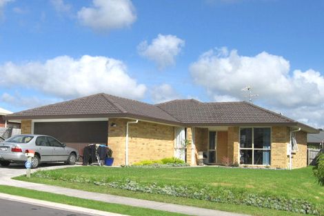 Photo of property in 5 Arlose Place, Westgate, Auckland, 0614