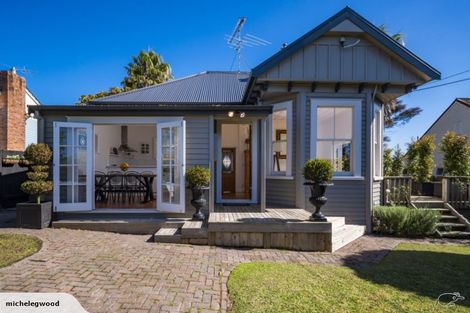 Photo of property in 1/86 Birkenhead Avenue, Birkenhead, Auckland, 0626