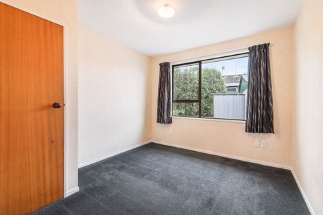 Photo of property in 12 Te Maru Place, Redwood, Christchurch, 8051