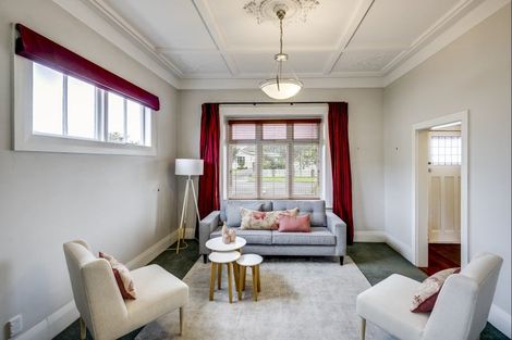 Photo of property in 11 Vigor Brown Street, Napier South, Napier, 4110