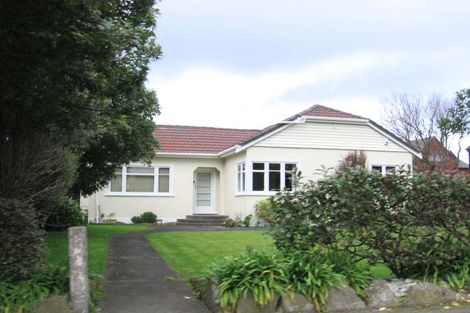 Photo of property in 386 Featherston Street, Palmerston North, 4414