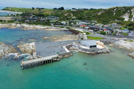 Photo of property in 1 Wakatu Quay, Kaikoura, 7300