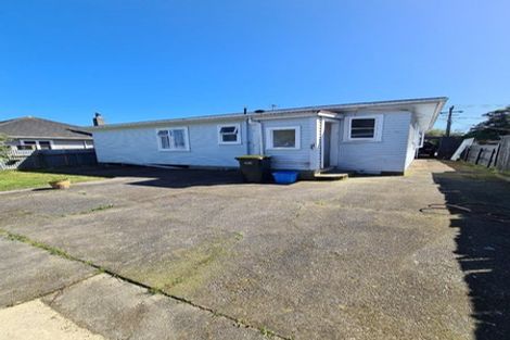 Photo of property in 5 Bythell Street, Wainuiomata, Lower Hutt, 5014
