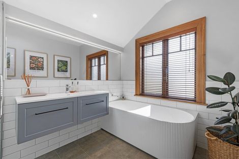 Photo of property in 152 Clyde Road, Burnside, Christchurch, 8053