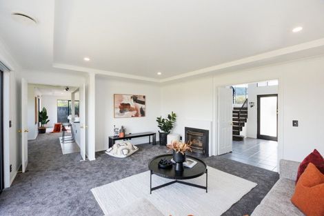 Photo of property in 69 Royal Oak Drive, Kelvin Grove, Palmerston North, 4414