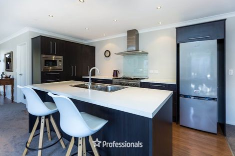 Photo of property in 19 Brentwood Street, Trentham, Upper Hutt, 5018