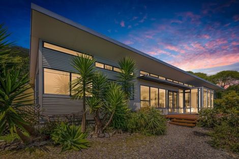 Photo of property in 238 Huia Street, Waikanae, 5391