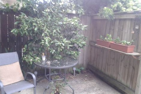 Photo of property in 5b Dryden Place, Mount Wellington, Auckland, 1051