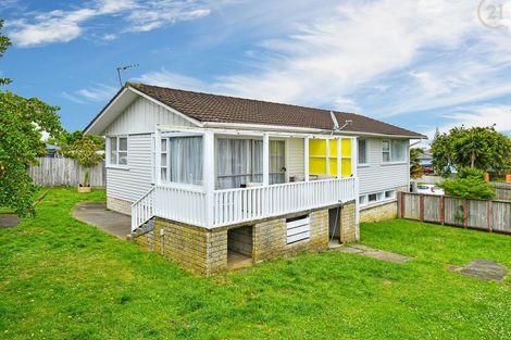 Photo of property in 35 Heybridge Street, Manurewa, Auckland, 2102