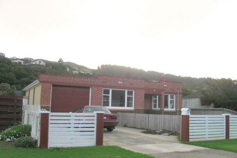 Photo of property in 11a Beauchamp Street, Tawa, Wellington, 5028