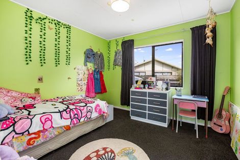 Photo of property in 14 Pukeko Street, Paraparaumu, 5032