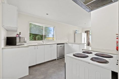 Photo of property in 28a Cargill Street, Papakura, 2110