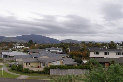 Photo of property in 2 Telford Way, Raumati Beach, Paraparaumu, 5032