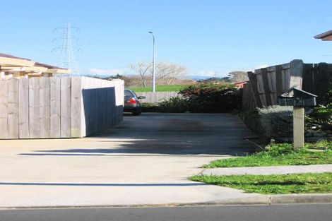 Photo of property in 47 Robin Brooke Drive, Flat Bush, Auckland, 2019