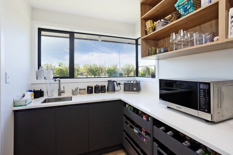 Photo of property in 140 Grant Road, Otatara, Invercargill, 9879