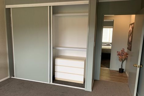 Photo of property in 5 Esther Place, Red Beach, 0932