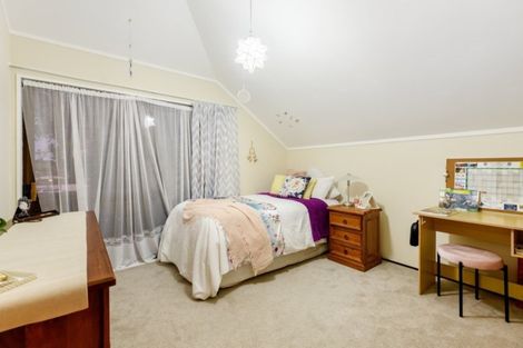Photo of property in 25 Links View Drive, Omokoroa, 3114