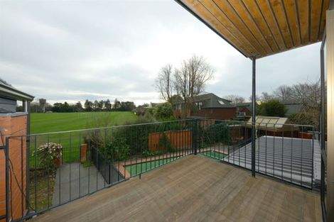 Photo of property in 6 Frith Place, Burnside, Christchurch, 8053