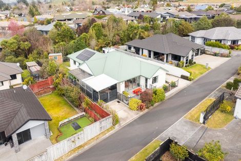 Photo of property in 18 Hamon Place, Pukehangi, Rotorua, 3015