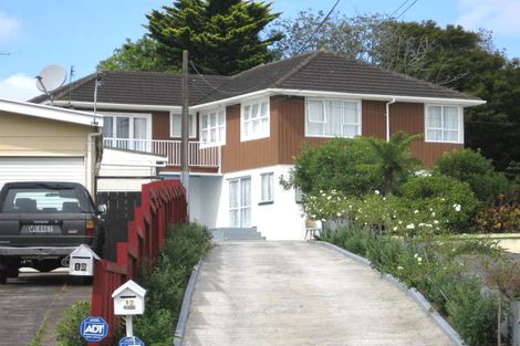Photo of property in 13 Harding Avenue, Te Atatu South, Auckland, 0610