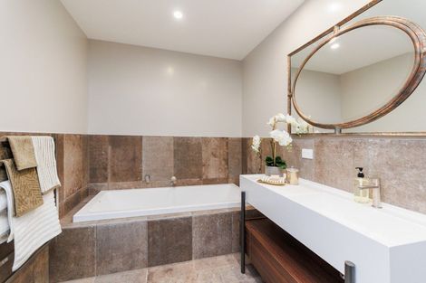 Photo of property in 3 Te Ara Lane, Hokowhitu, Palmerston North, 4410