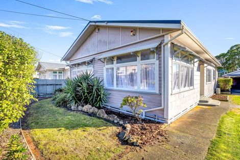 Photo of property in 14 Kawatiri Avenue, Gonville, Whanganui, 4501