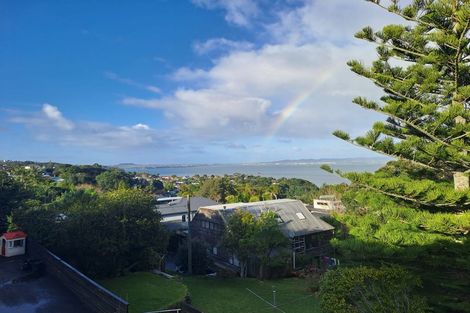 Photo of property in 7 Sea Vista Avenue, Beach Haven, Auckland, 0626