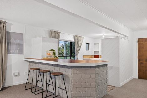 Photo of property in 20 Lysnar Street, Okitu, Gisborne, 4010