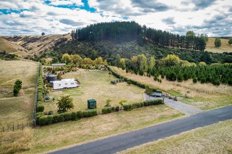 Photo of property in 344 Mangatahi Road, Maraekakaho, 4171