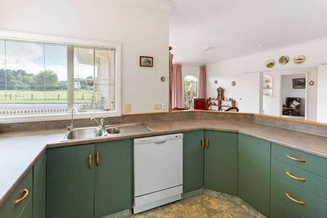 Photo of property in 3 Barnett Drive, Marton, 4710