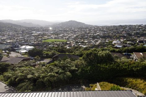 Photo of property in 24 Mewburn Rise, Karori, Wellington, 6012