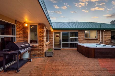 Photo of property in 28 Silverstream Drive, Mosgiel, 9024