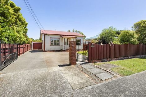 Photo of property in 27 Randwick Crescent, Moera, Lower Hutt, 5010