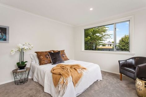 Photo of property in 42 Croziers Road, St Albans, Christchurch, 8052