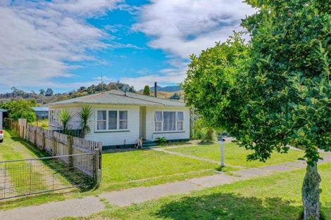 Photo of property in 69 Mckenzie Street, Taneatua, 3123