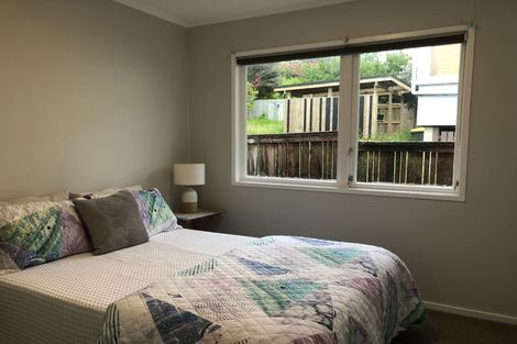 Photo of property in 15 Arlette Place, Massey, Auckland, 0614