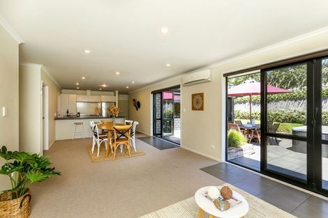 Photo of property in 1185f South Road, Oakura, 4314