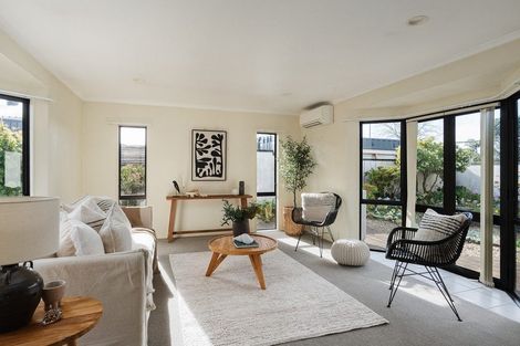 Photo of property in 456b Devonport Road, Tauranga South, Tauranga, 3112