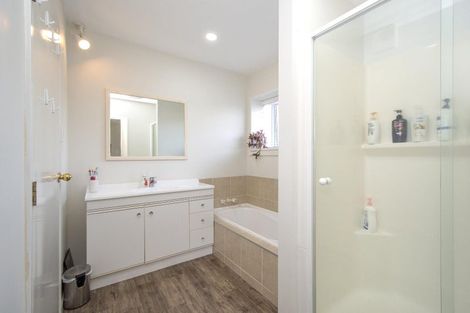 Photo of property in 33 Sylvia Street, Parklands, Christchurch, 8083