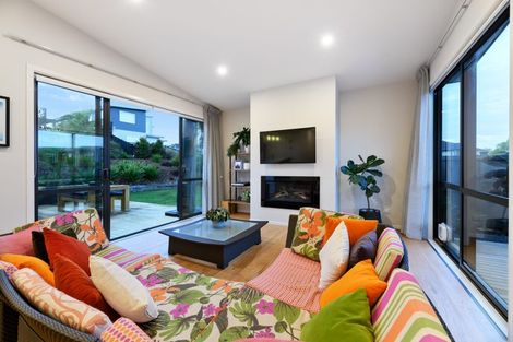 Photo of property in 4 Keel Street, Long Bay, Auckland, 0630