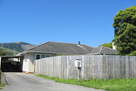 Photo of property in 19 Nikau Street, Stoke, Nelson, 7011