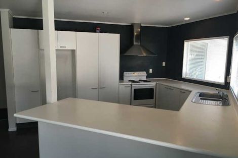 Photo of property in 52 Berkley Avenue, Hillcrest, Hamilton, 3216