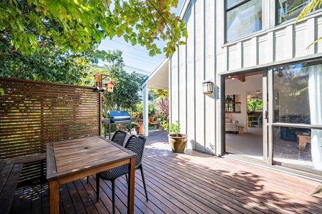 Photo of property in 32 Rue Balguerie, Akaroa, 7520