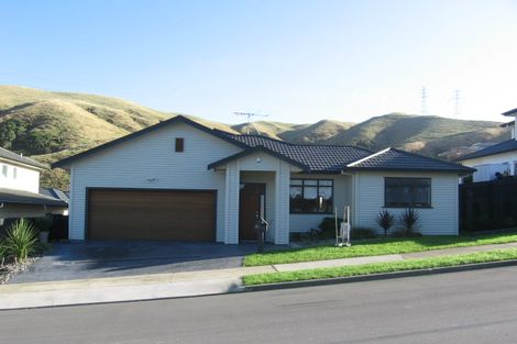 Photo of property in 85 Amesbury Drive, Churton Park, Wellington, 6037