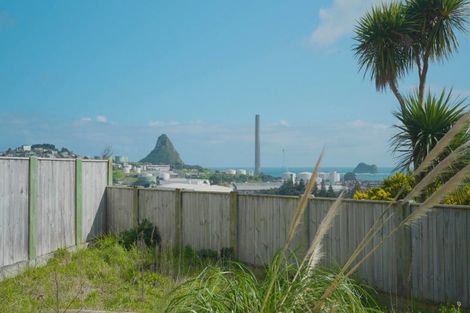 Photo of property in 5b Mission Street, Moturoa, New Plymouth, 4310