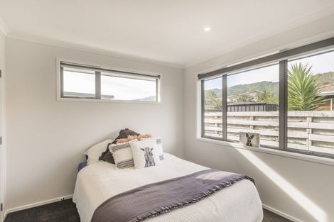 Photo of property in 27a Oriwa Street, Waikanae, 5036