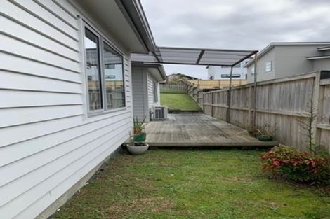 Photo of property in 3 Tuangi Street, Long Bay, Auckland, 0630