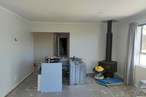 Photo of property in 3 Tacoma Drive, Totara Park, Upper Hutt, 5018