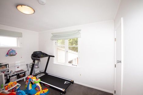 Photo of property in 11 Braemar Terrace, Johnsonville, Wellington, 6037